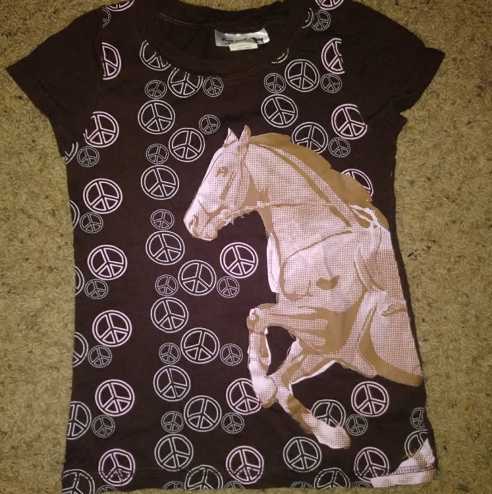 Horse tee